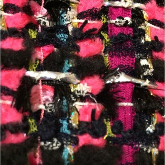 Chanel -Pink Tweed High-Low Hem Flare Mini Skirt. Sz. FR 40 - Picture 3 of 14